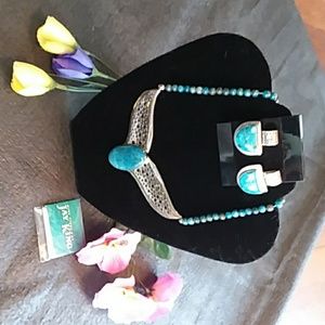 Necklace & Earrings